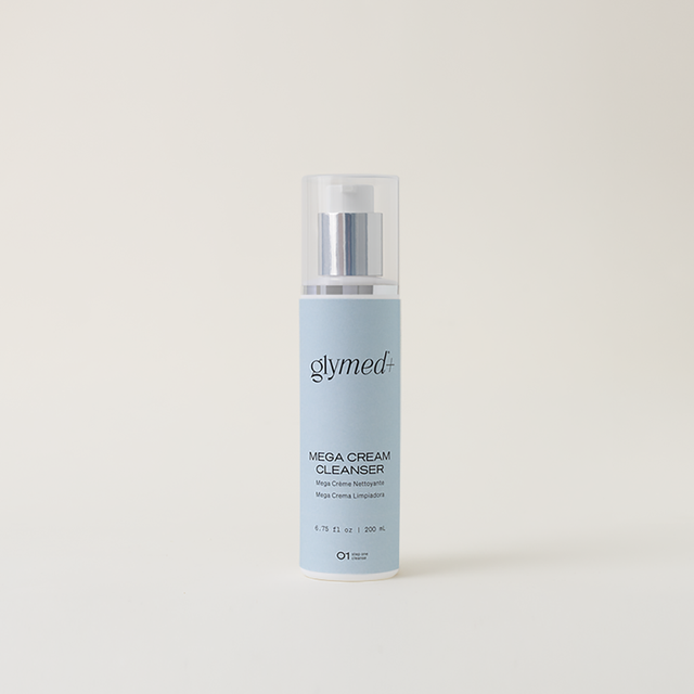 <p>Quickly removes makeup, oil, and dirt while protecting skin with antioxidant Vitamin E. Gently cleanses and helps fight dryness and early signs of aging. Perfect as a first cleanse and <em>safe for lash extensions.</em><br><br><strong>Size: </strong><span style="color: rgb(29, 30, 30); font-size: 16px">6.75 oz | 200 ml</span></p>