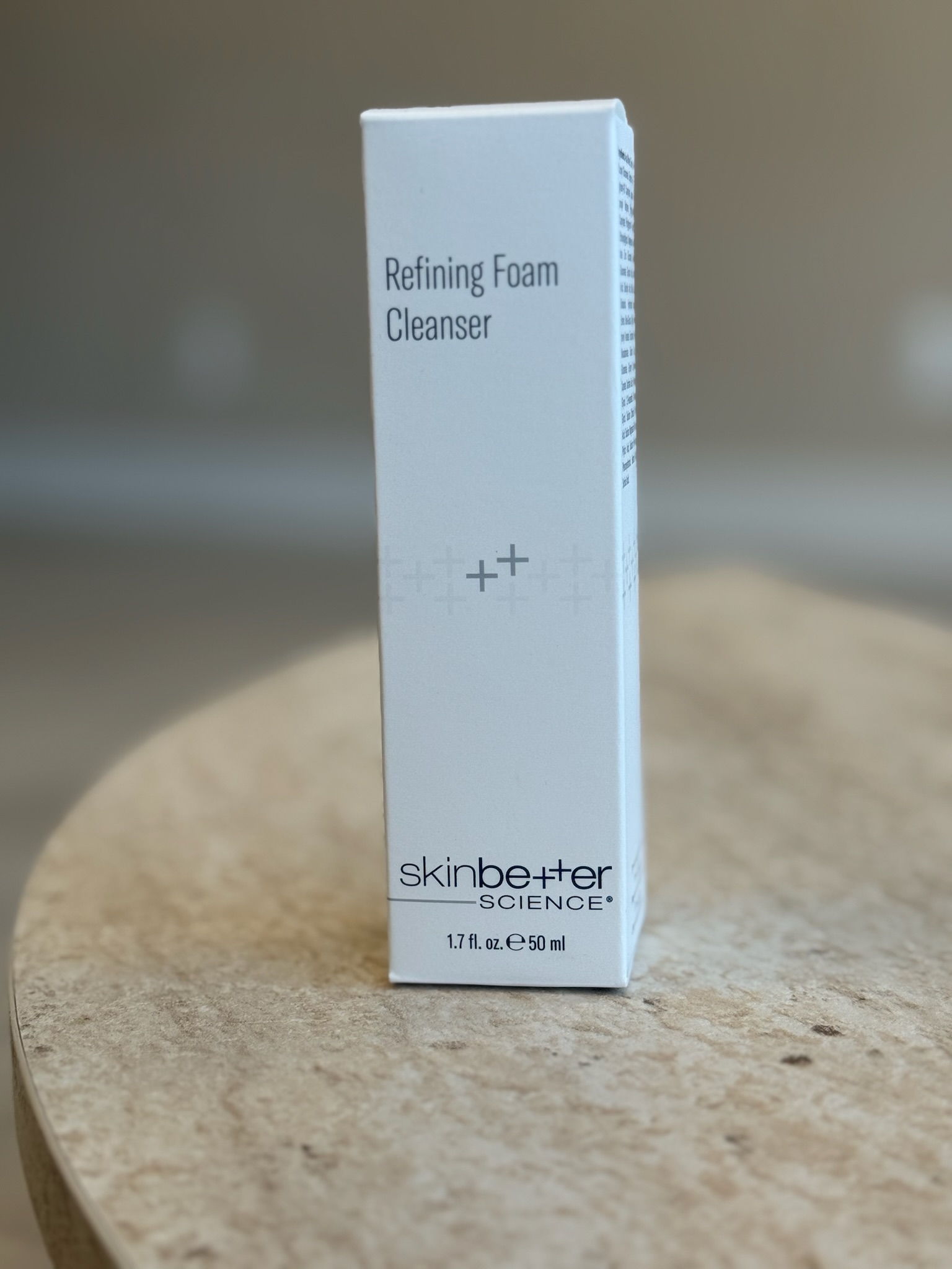 <p>A multi-tasking, velvety-soft exfoliating cleansing foam. Leaves skin feeling soft and smooth with a brighter, more refined look.</p><ul><li><p>Exfoliates and purifies skin using alpha hydroxy and salicylic acids.</p></li><li><p>Helps unclog pores and removes excess surface oil and dead skin build-up.</p></li><li><p>Gently cleanses and helps remove makeup.</p></li><li><p>Hydrates and conditions for softer, smoother-feeling skin.</p></li></ul><p>≥94% of patients reported the following after 4 weeks of twice-daily use:</p><ul><li><p>Skin looked brighter and more refined</p></li><li><p>Skin felt soft, supple and smoother</p></li><li><p>Effectively removed makeup and excess oil</p></li><li><p>Skin looked less congested</p></li></ul>